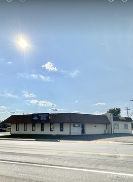 Iron Mountain Commercial Property For Sale