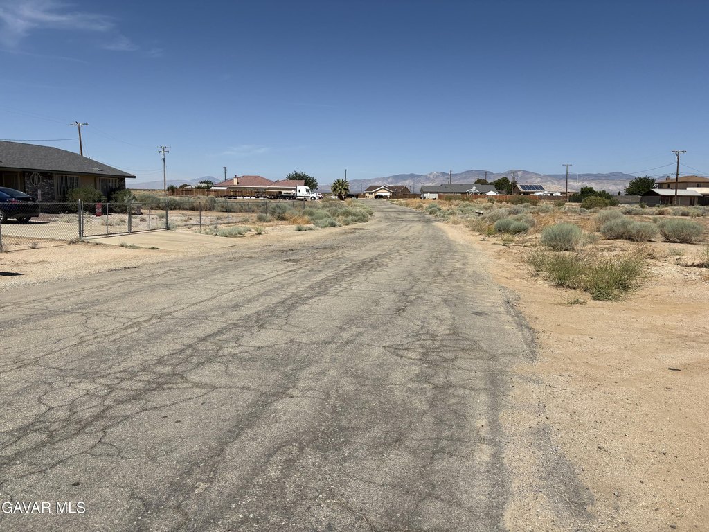 Picture 4