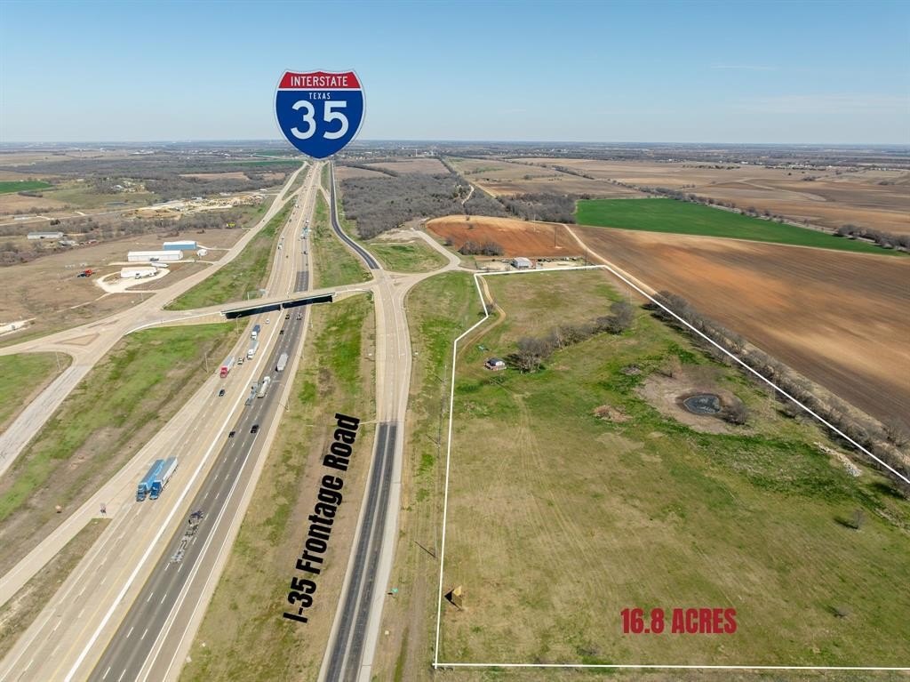 Land with I-35 Frontage