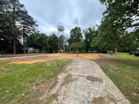 Hampton, AR - One Acre Lot