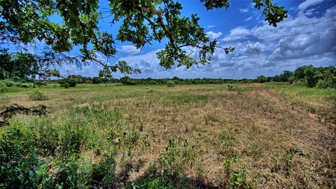 Land, Chico, TX
