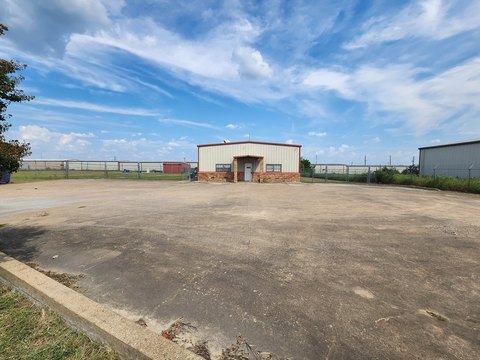 Warehouse with Office & Storage