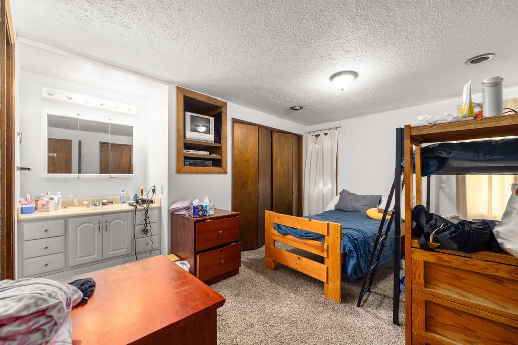 Picture 10