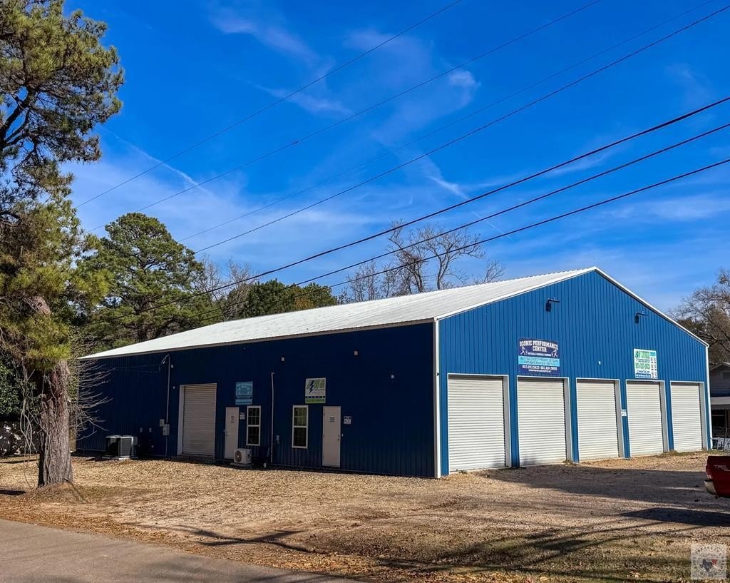 Adaptable Commercial Property in Nash