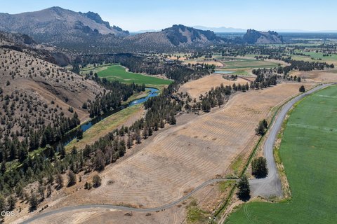 Land, Terrebonne, OR
