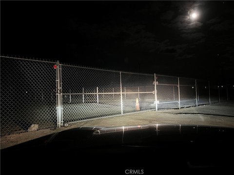 Residential Lot Near Freeway