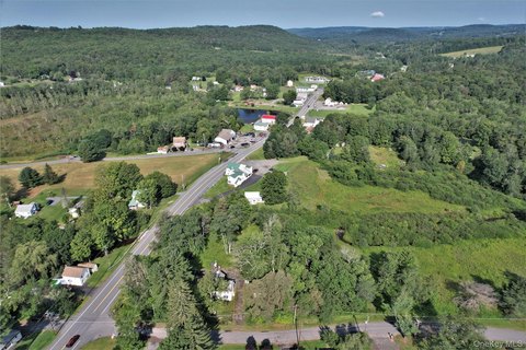 Commercial Land in White Sulphur
