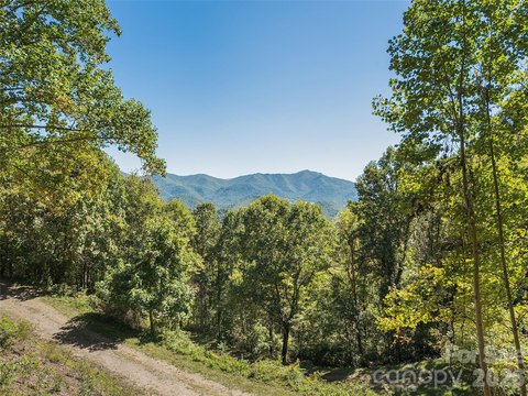 Land, Clyde, NC