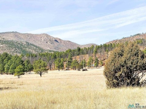 Land, Las Vegas, NM