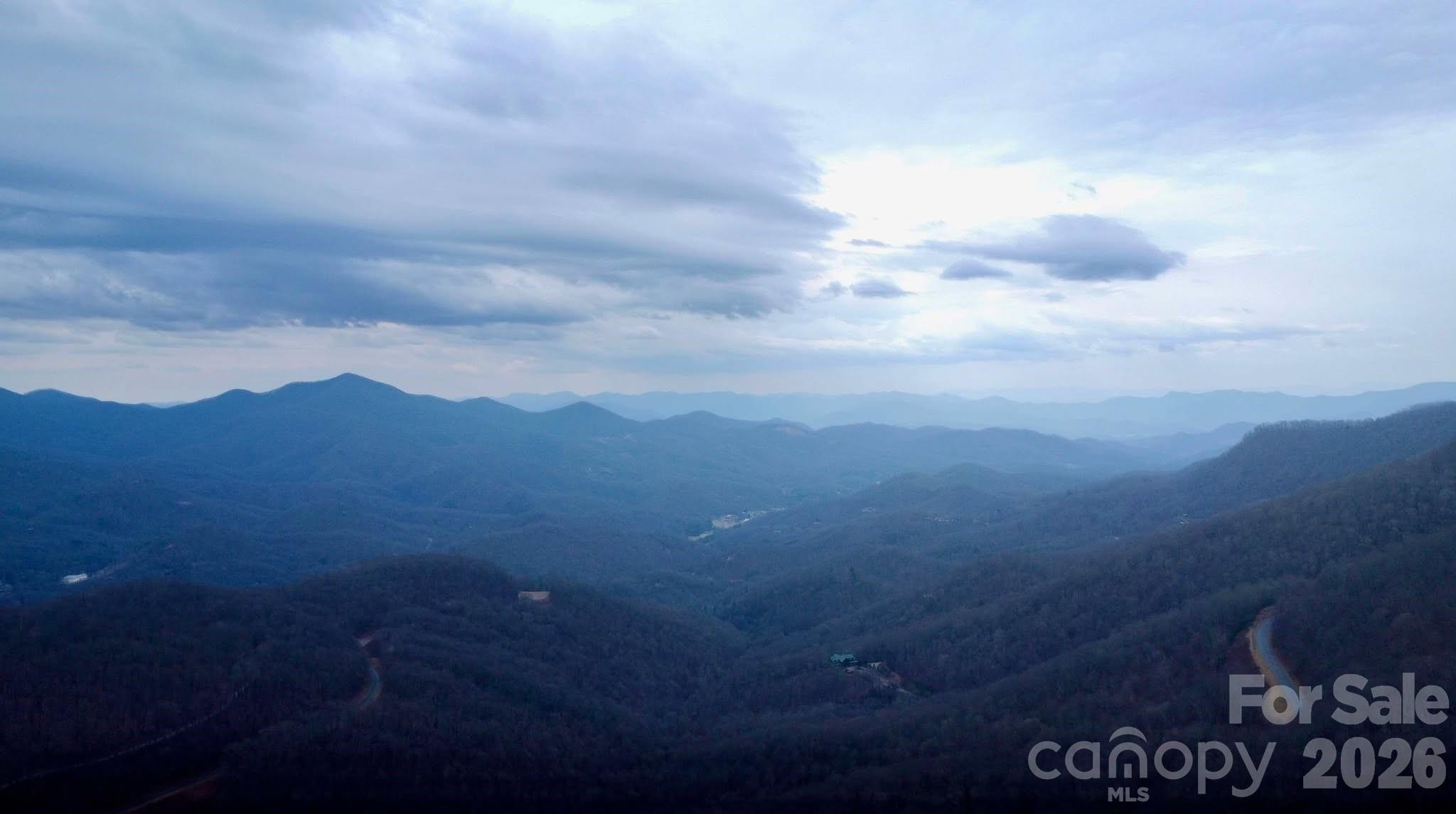 Hi-Mtn Land with Parkway Views