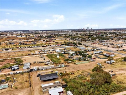 Land, Midland, TX