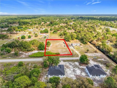 Vacant Lot in Clewiston, FL