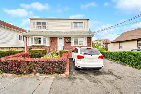 Well-Maintained Duplex in Yonkers