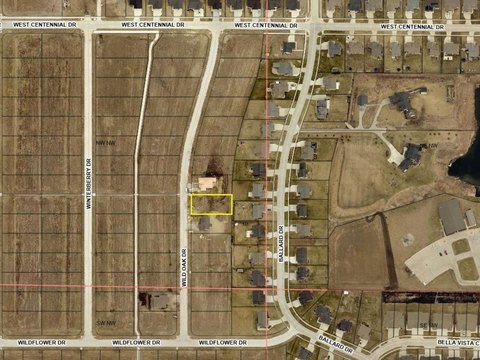 Land, Huxley, IA