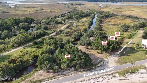 Land, Ocean Springs, MS