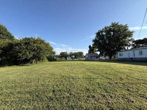 Buildable Lot with Detached Garage