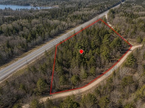 Presque Isle Buildable Lot