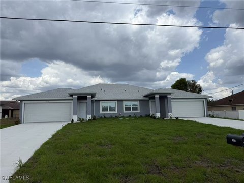 Spacious Duplex in Lehigh Acres