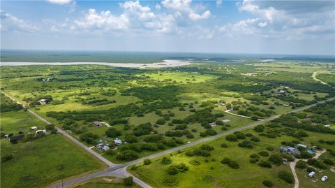 Unrestricted Land Near Baffin Bay