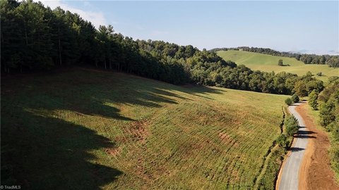 Land, Laurel Springs, NC