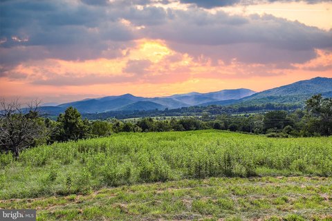 Land, SPERRYVILLE, VA