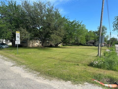 Land Near Downtown Tolar