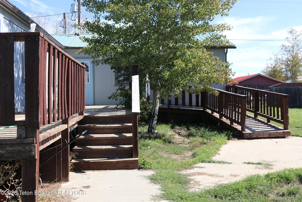Picture 4