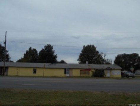 Commercial Property in Pine Bluff