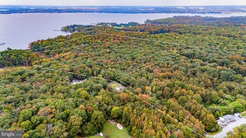 Land, NORTH EAST, MD