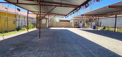 Commercial Lot in High Traffic