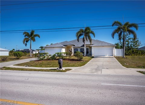Waterfront Duplex in Cape Coral