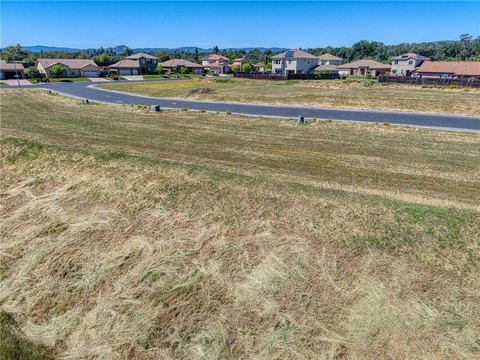 Residential Lot Near Clear Lake