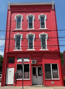 Mixed-Use Building in Waverly, NY