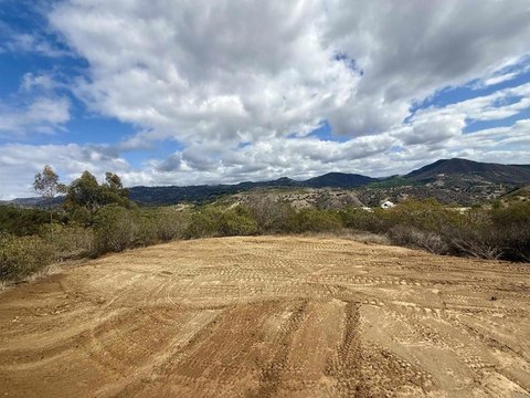 Land, Fallbrook, CA