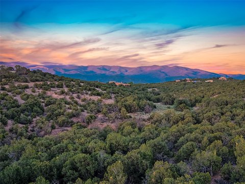 LAND - Santa Fe, NM