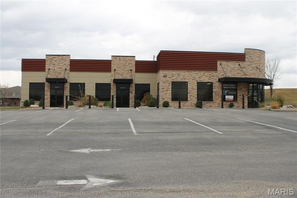 60 Business Park Dr, Troy, MO 63379