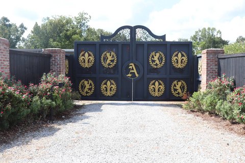 Multi-Use Entertainment & Income Complex
