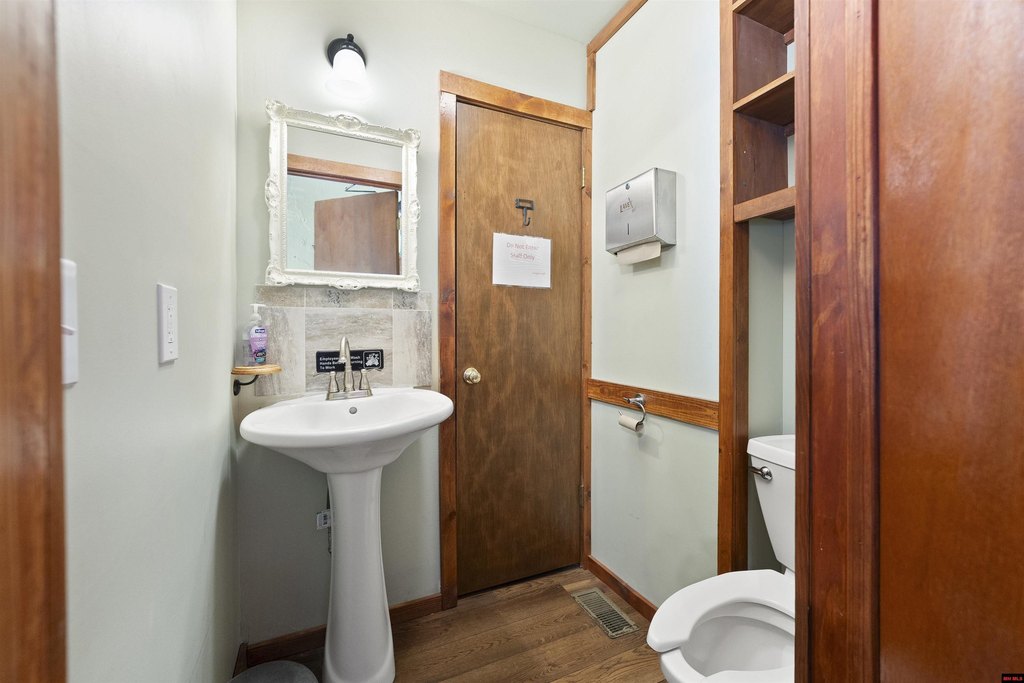 Picture 19