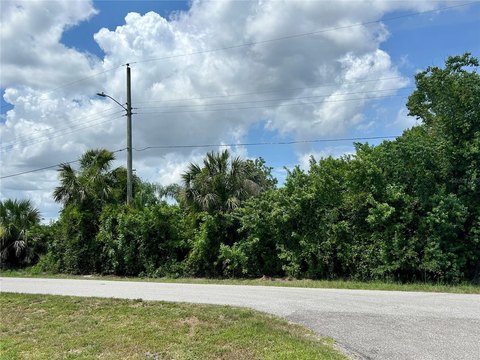 Canal-Front Waterfront Lot