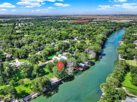 Land, Seguin, TX