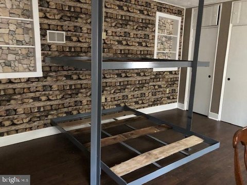 LURAY, VA Commercial Lease