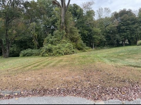 Residential Land in Tolland, CT