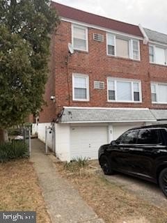 Philadelphia Duplex with Updated Kitchens