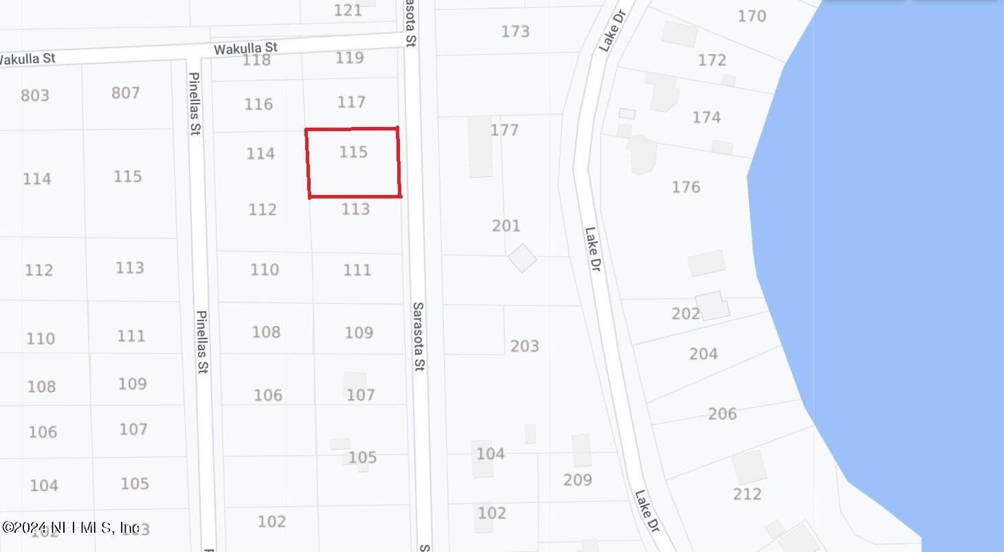 Residential Land in Florahome, FL