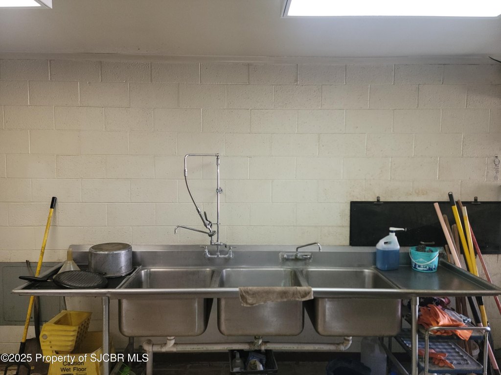 Picture 24