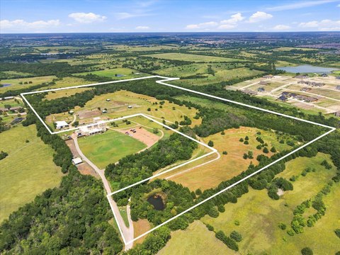 Rockwall Land with Equestrian Features