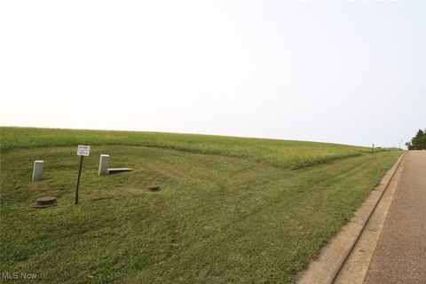 Land, Zanesville, OH