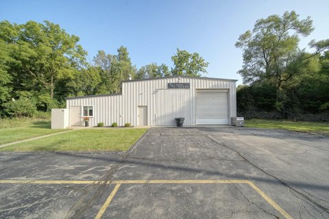 Industrial Space on 4.18 Acres