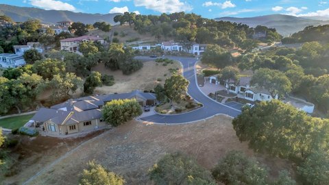 Residential Land with Panoramic Views