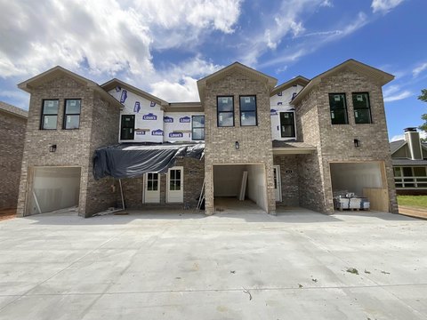 New Construction Triplex in Lonoke